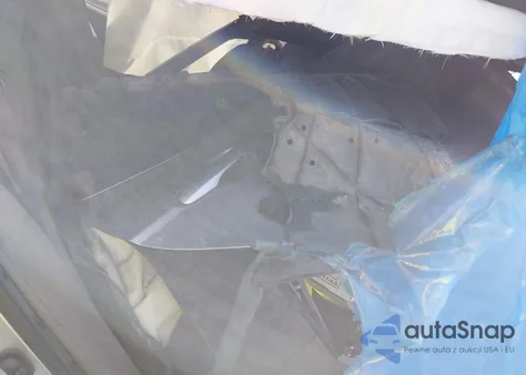 2018 Toyota Camry Le z USA, uszkodzony, nr VIN JTNB11HK0J3017216